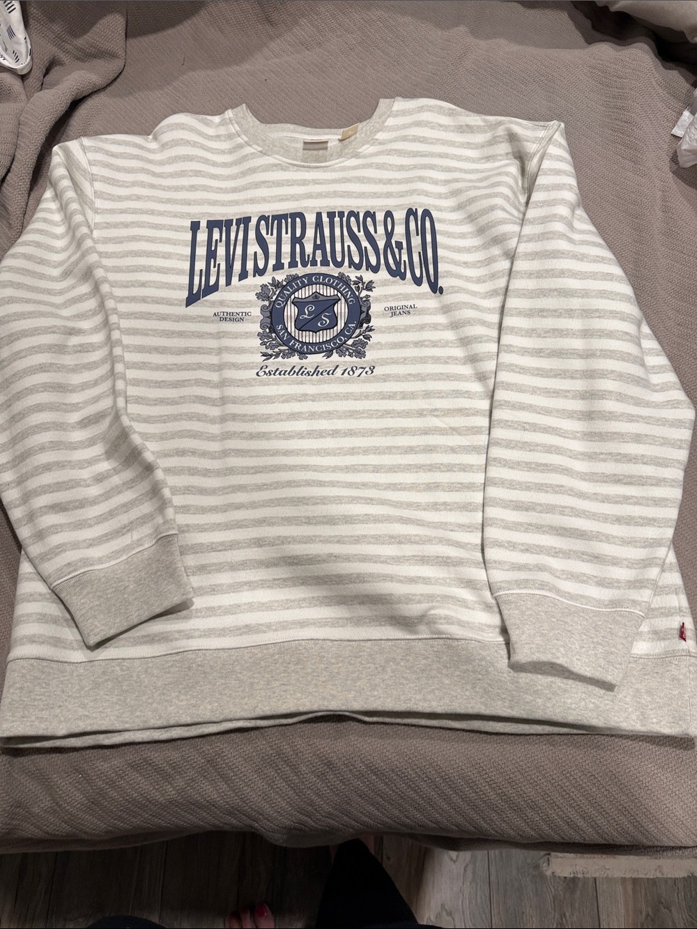 Levi's White & Light Gray Striped Pullover Sweatshirt with Navy Logo